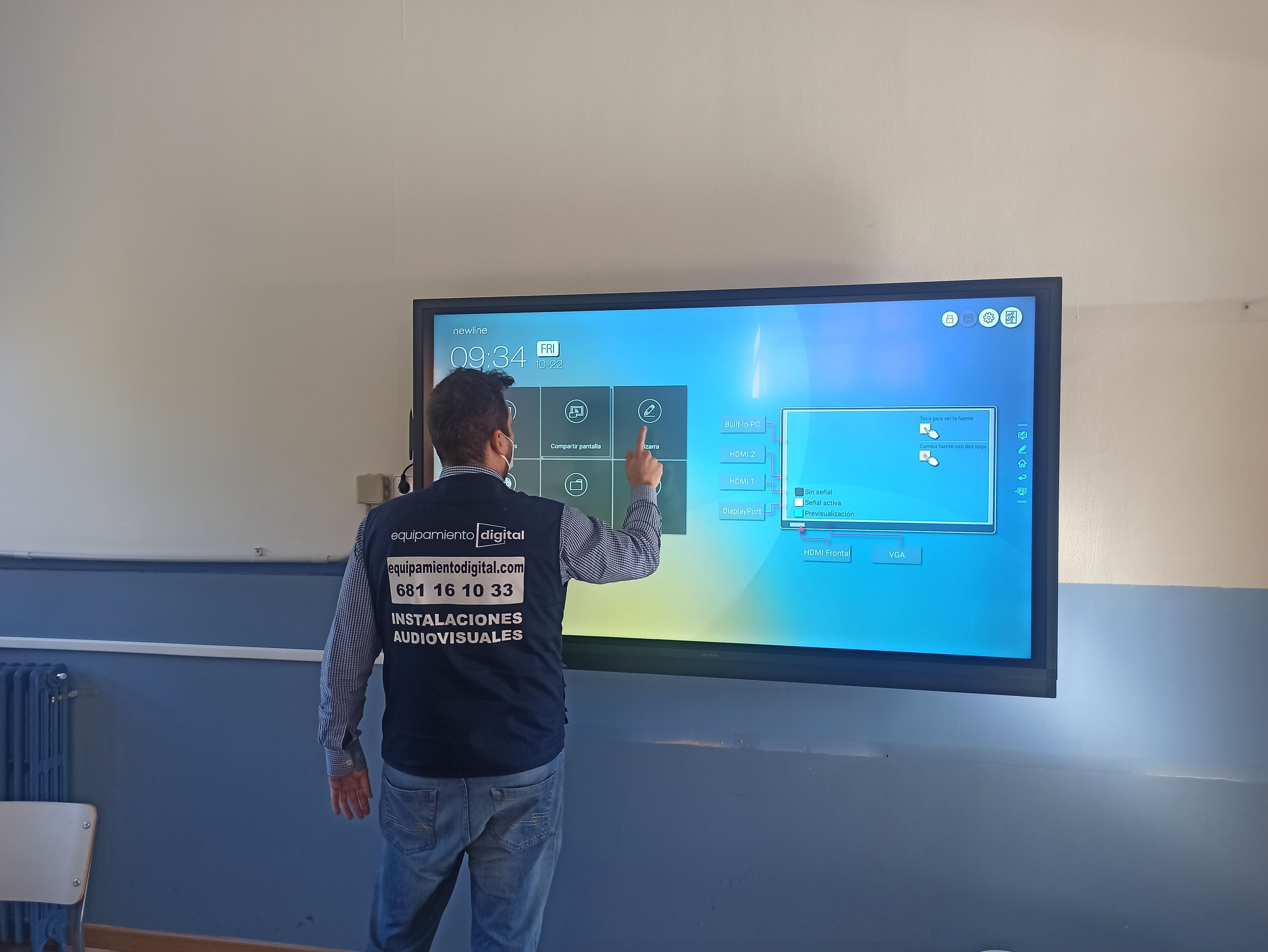 Equipamiento de 4 aulas con monitores interactivos en el Colegio Público Palacio Valdés